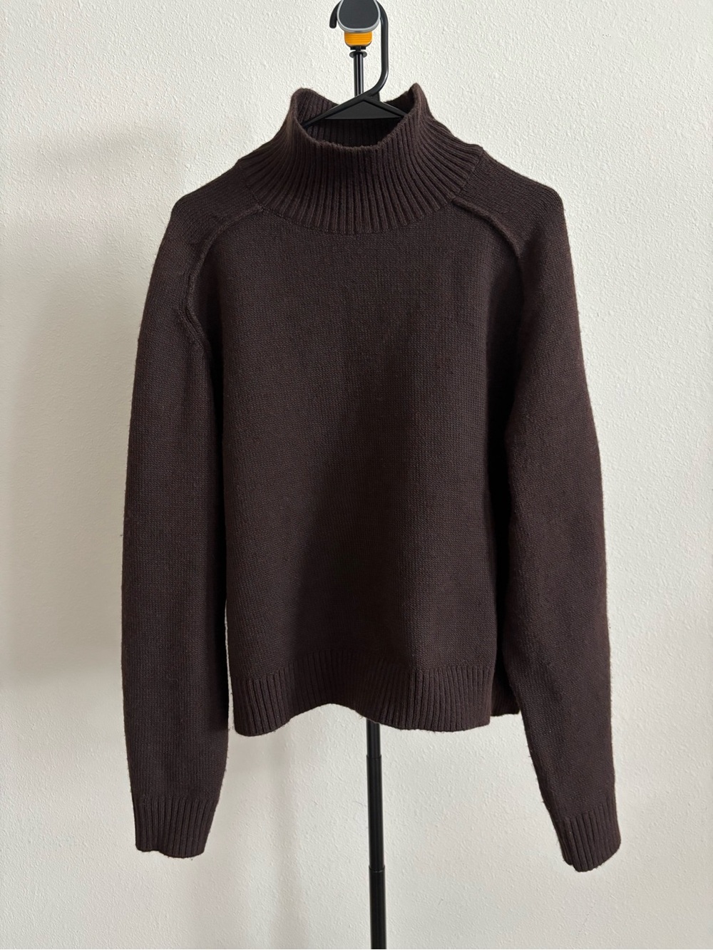 Chocolate Brown Mock Neck Sweater Ribbed Cuffs Knit Women’s L Pullover